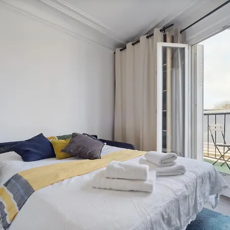 Apartment Amazing View In Heart Of *